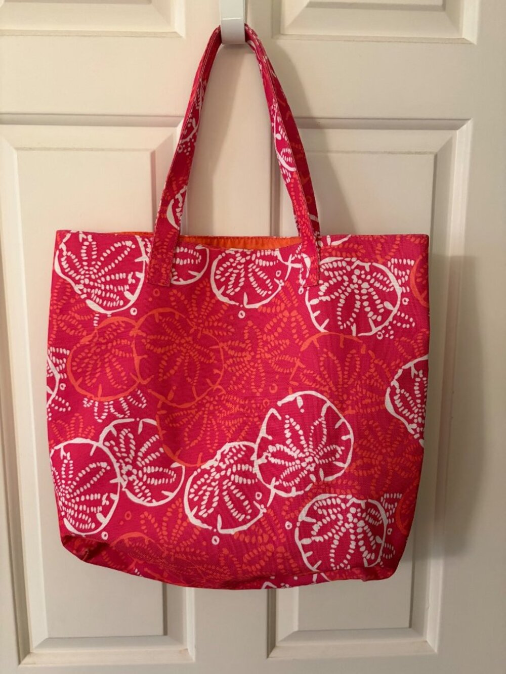 Lilly Pulitzer For Estee Lauder "Beachy Seashell" Canvas Tote Bag Pink - Picture 4 of 6